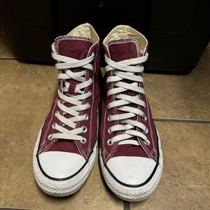 Men’s burgundy converse high tops